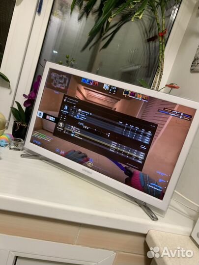 Телевизор SMART tv samsung 22 дюйма