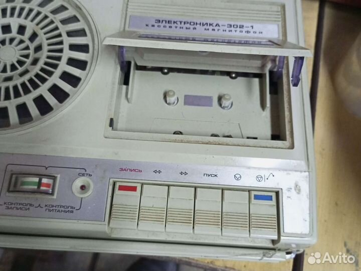 Кассетный магнитофон электроника 302