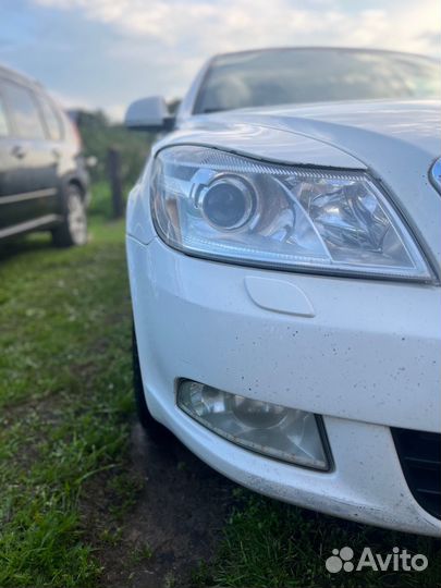 Фара правая ксенон шкода октавия а5 fl