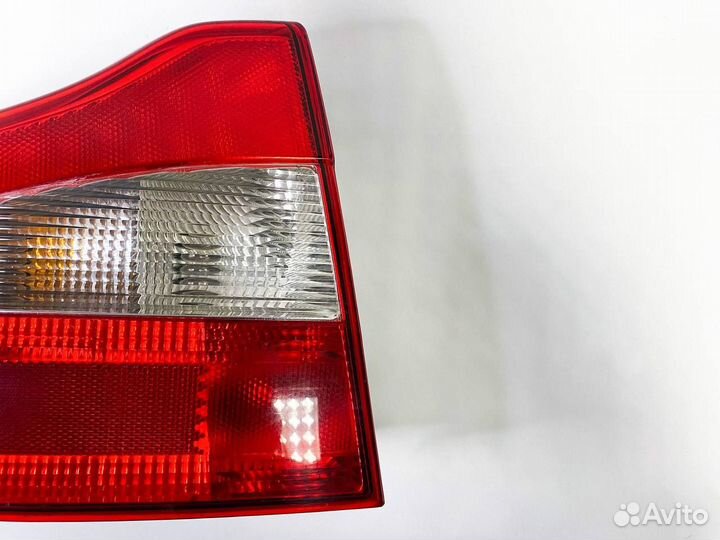 Фонарь задний левый Volvo S80