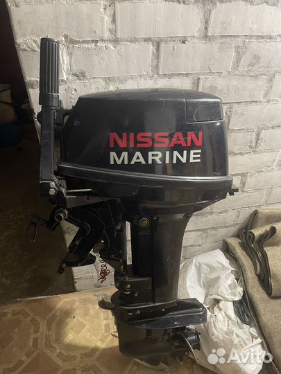 Nissan Marine 15