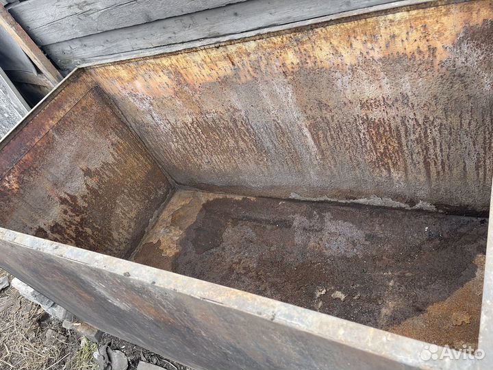 Бак для воды металлический