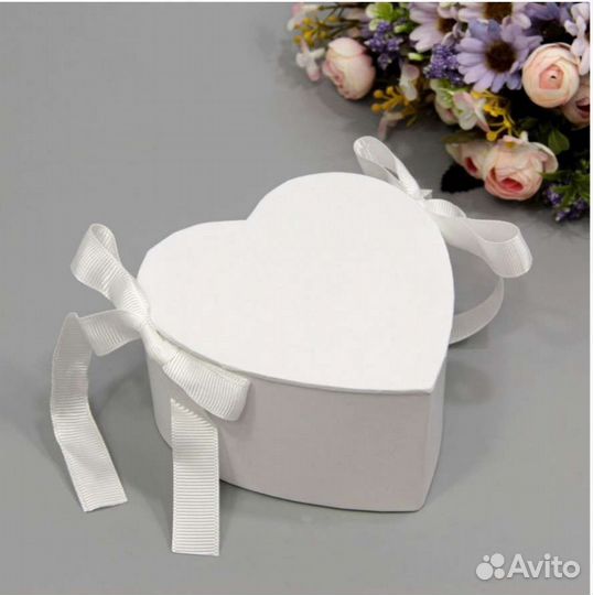 Коробка подарочная 