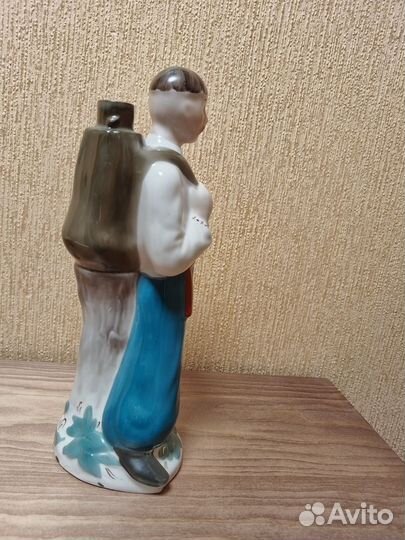 Статуэтка фарфор СССР Дулево