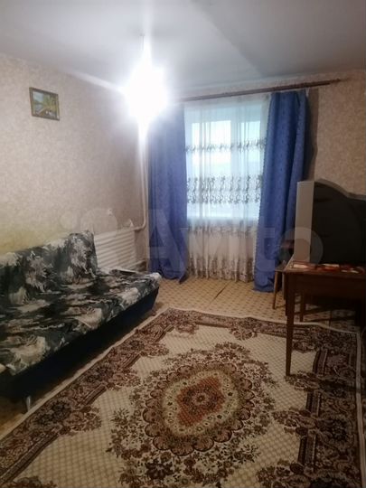2-к. квартира, 43 м², 3/9 эт.