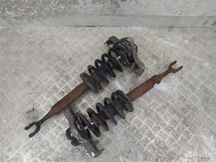 Передняя пружина подвески Audi S4 B6/8H 4.2