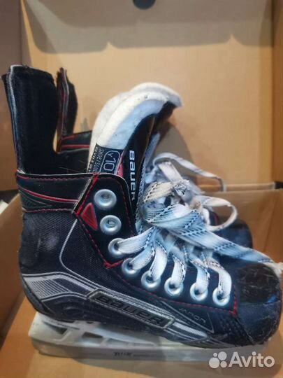 Хоккейные коньки bauer