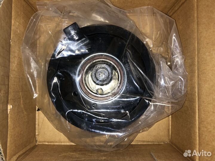 Муфта кондиционера toyota Corolla E120 884101A220