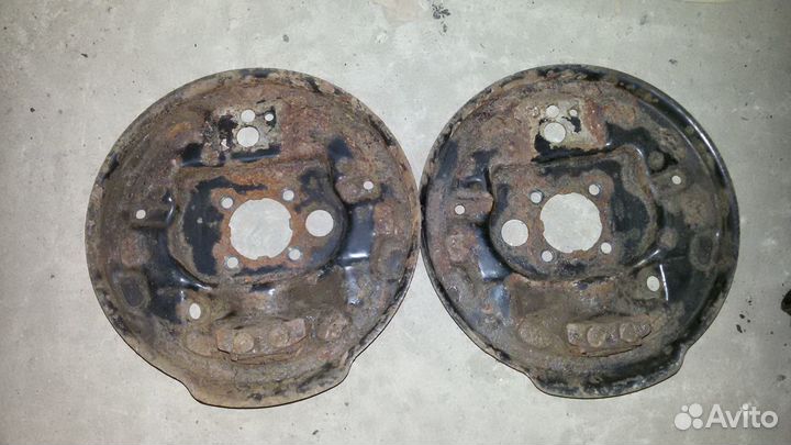 Пежо 206 кожух заднего барабана