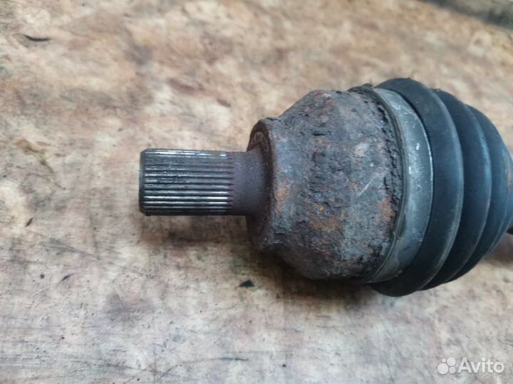 Привод передний правый Ford Focus 2 хетчбек 3