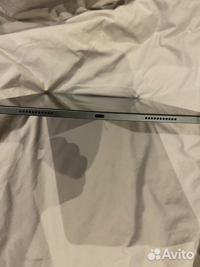 Планшет Apple iPad Pro 11