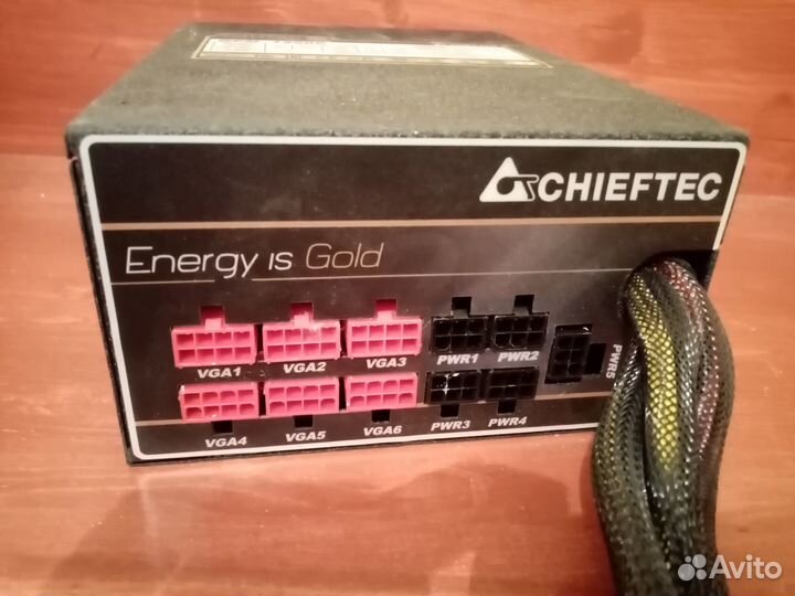 Блок питания Chieftec 1250W