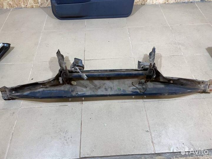 Рамка радиатора BMW 5-серия E34 1988-1995