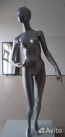 Манекен женский