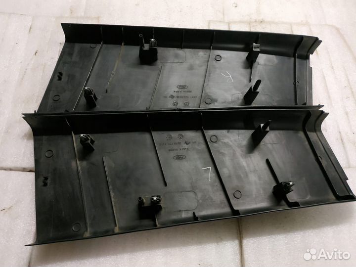 Накладки стоек крыши Ford Fusion (2002-2012)