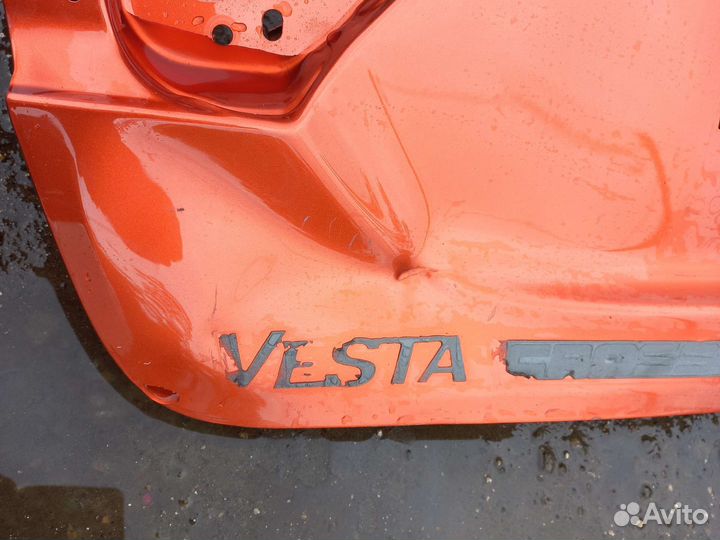 Лада Веста кросс дверь крышки багажника