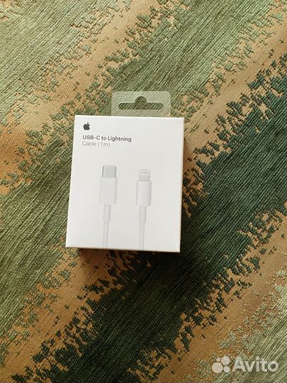 Зарядка на iPhone провод