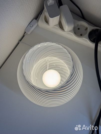 Лампа настольная дизайнерская