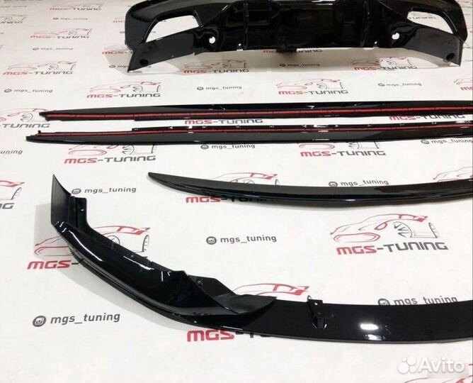 Обвес M-Perfomance на BMW 5 Series G30