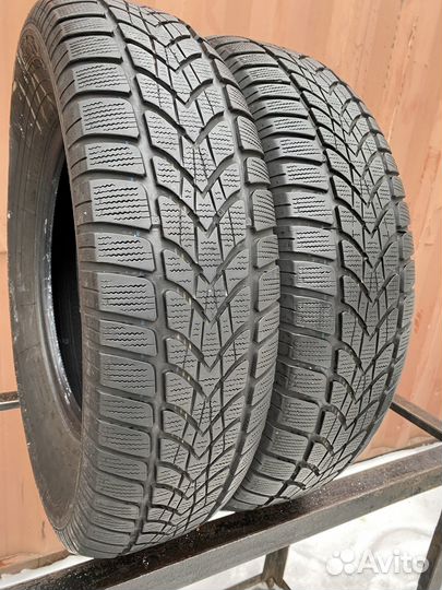 Dunlop SP Winter Sport 4D 215/70 R16