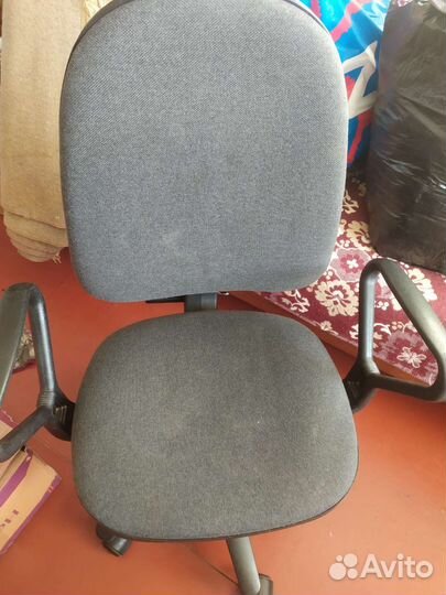 Компьютерное кресло