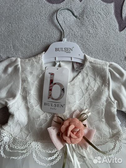 Нарядное платье для девочки 80 новое