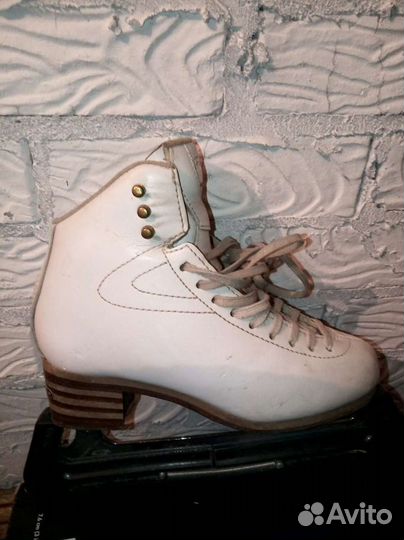 Коньки для танцев на льду