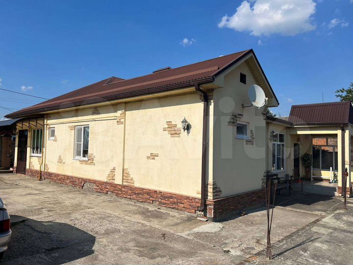 Дом 146 м² на участке 4 сот.