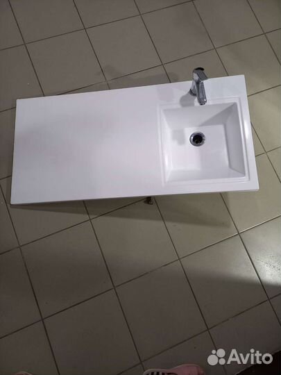 Столешница для ванной комнаты