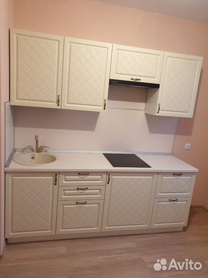 Кухня белая прямая новая