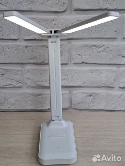 Лампа настольная LED
