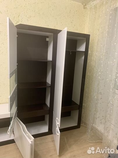 Стенка в гостиную