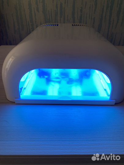 Лампа для маникюра