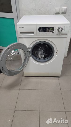 Стиральная машина Samsung 5.2 кг, гарантия пол год
