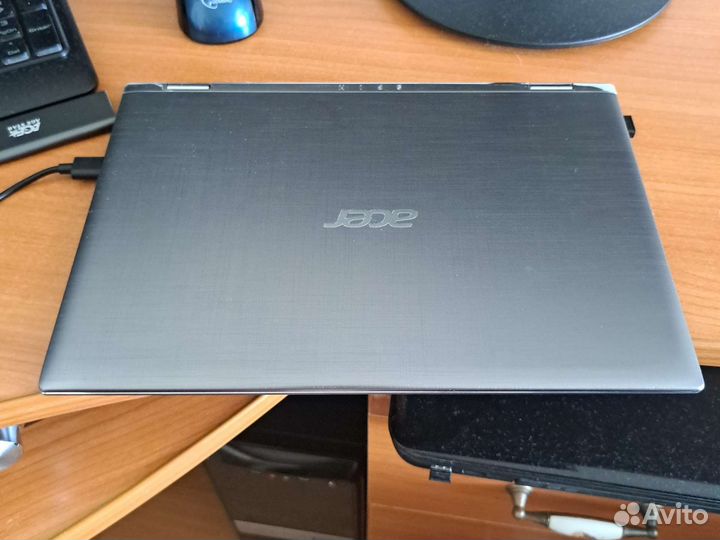 Нетбук Acer Spin 1