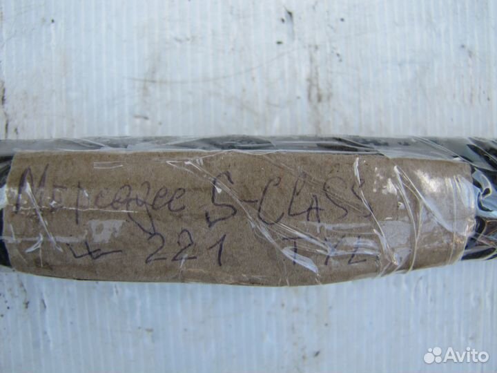 Mercedes S-Class W221 полуось задняя