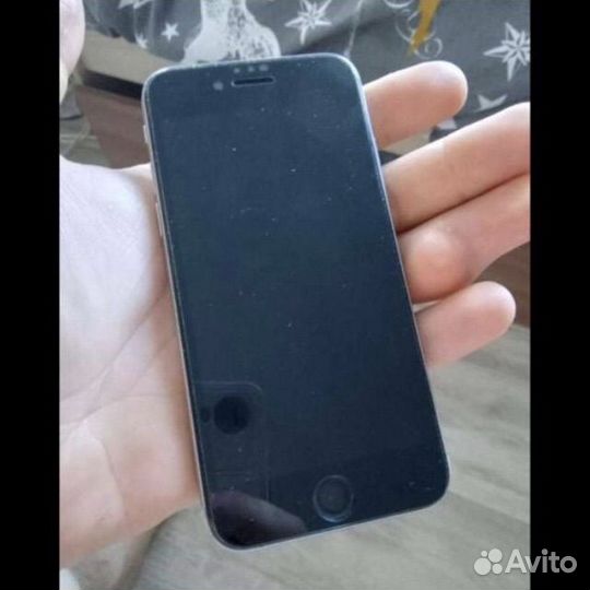 Телефон iPhone 6s