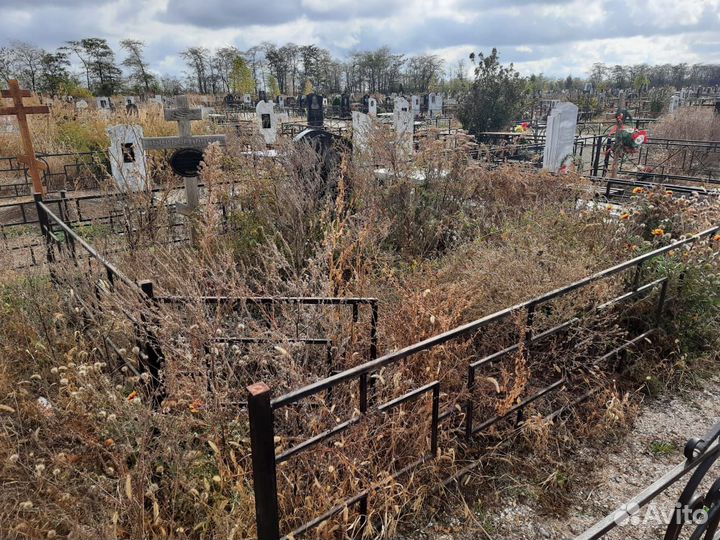 Уборка могил