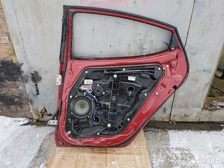 Дверь задняя правая Hyundai Elantra MD 2010-2015