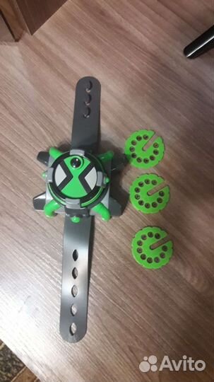Ben 10 omnitrix часы проектор