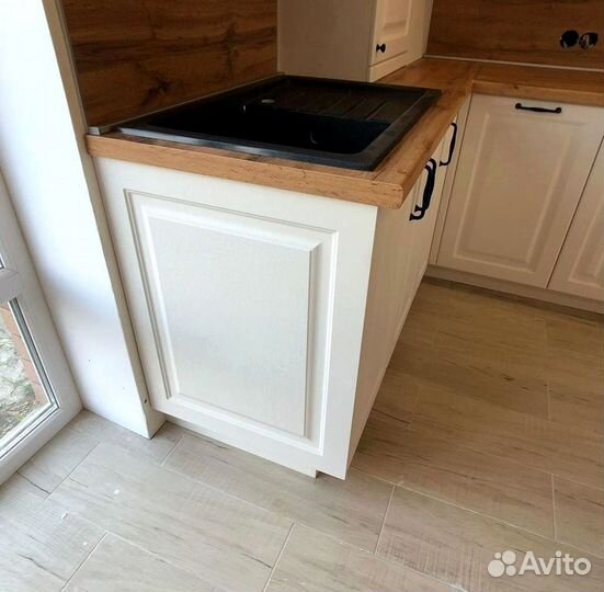 Кухня на заказ Бернардо