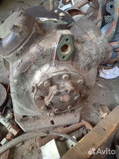 Компрессор от рефрижератора Термокинг