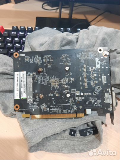 Видеокарта sapphire rx550 4gb