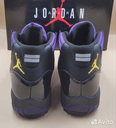 Кроссовки Nike Air Jordan 11 retro Purple