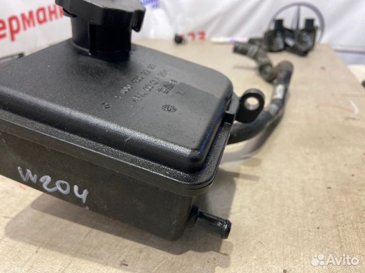 Бачок гидроусилителя руля Mercedes C180 C204