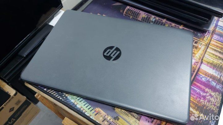 Свежий ноутбук HP i5-1035G1 8gb SSD 256gb