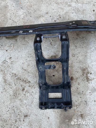 Планка телевизора верхняя Mercedes CLK W209