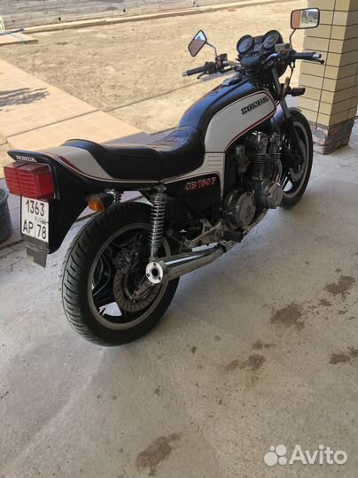 Honda CB750F