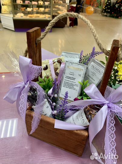 Букеты из чая, кофе и сладостей