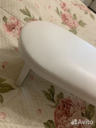 Подставка для рук маникюрная